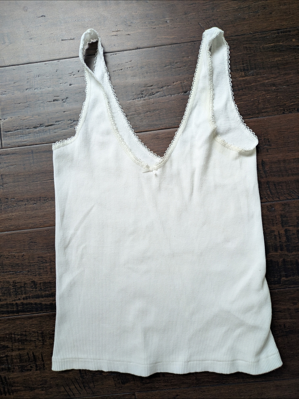 Brandy Melville Ribbed Lace-Trim Tank Top White V Neck